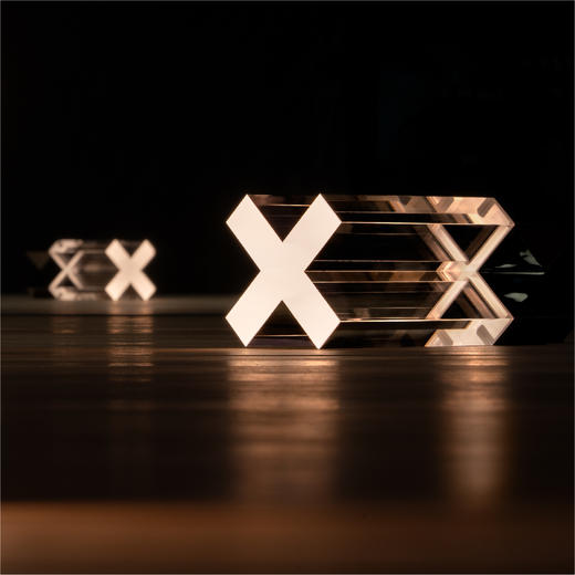 摩根X黄永才大师联名款X系列面光充电台灯 商品图11