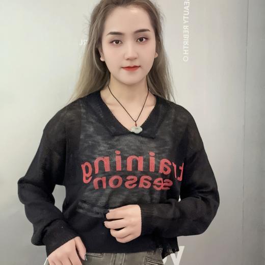 ZS V领镂空字母印花毛织上衣50109春季903021031035 商品图0