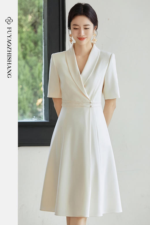 FUYAO扶摇 中华风连衣裙女修身显瘦西装裙优雅短袖高级感大摆裙夏 商品图5