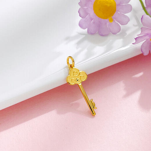 【限时7.5折】足金999 (足金999字印)5G黄金实心如意钥匙吊坠(5GDZ00495)(预售产品下单后不退款不退货不换货不补差价 商品图2