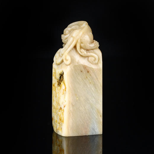 孤品016722-昌化石带皮兽钮方章-2.9*2.5*7.5cm 商品图0