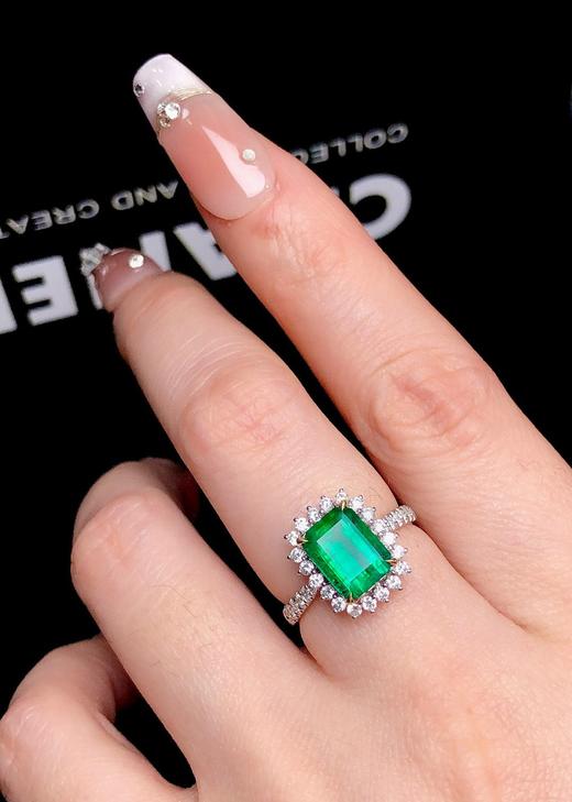 2.72ct刻面祖母绿戒指 商品图3