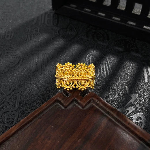 【限时克减150元】足金999 #皇冠 古法镂空固口戒指皇冠花丝戒指圈戒(YQGFJZ00051)预售产品下单后不退款不退货不换货不补差价 商品图1