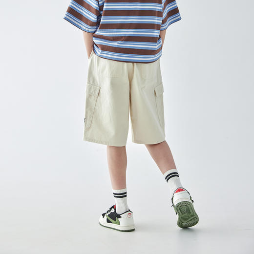 【代发】男款米色大口袋五分裤 蓝汽水夏季斜纹休闲松弛感简约廓形亲子短裤 商品图4