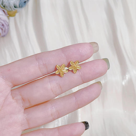 【限时克减150元】足金999 5G黄金小金花幸运花卉耳饰耳钉(AG5GES00195)（预售产品下单后不退款不退货不换货不补差价） 商品图2
