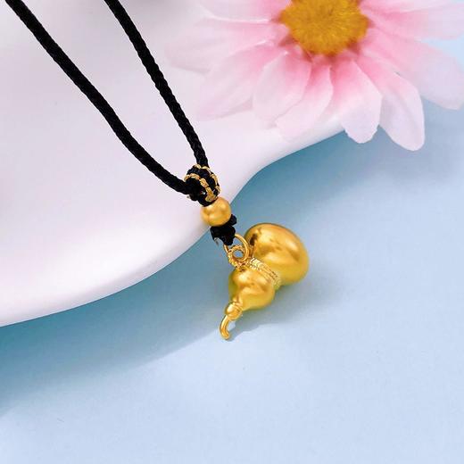 【限时7.5折】【定价黄金】足金 #微硬金 #复古风 #葫芦 无氰5D空心挂绳吊坠国潮传承福禄双至斜挂式招财葫芦吊坠（含珠子）(AA5DDZ00010)(预售产品下单后不退款不退货不换货不补差价 商品图1