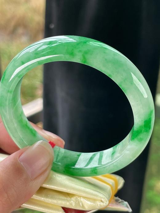 50正圈翡翠手镯 商品图3