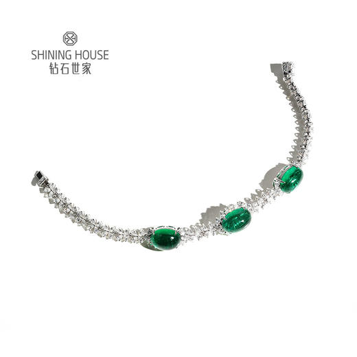 【祖母绿手链】钻石世家 18K金祖母绿镶钻手链  高级设计珠宝系列 高品质祖母绿臻作 ，以白钻镶嵌组合，凝聚自然与时间精华 绽放不朽华彩，孕育无限生命力，一眼入眸 商品图2
