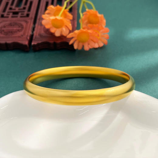 【限时克减150元】足金999.9 #超轻 古法空心固口手镯泥鳅背素圈手镯（面宽约7-7.4mm，厚约4.2mm）(ANWGFSZ00915-1)（预售产品下单后不退款不退货不换货不补差价） 商品图1