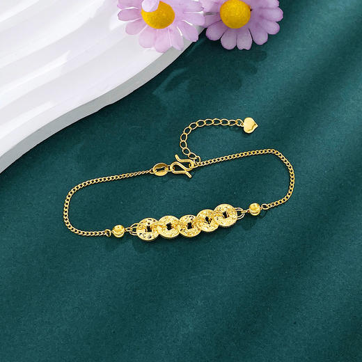 【限时克减150元】足金999 #绕线 #招财进宝 #碎碎冰 5G黄金招财铜钱造型金币碎碎冰五帝币财源广进金币间古巴链侧身链调节手链(AG5GSL00216)预售产品下单后不退款不退货不换货不补差价 商品图1