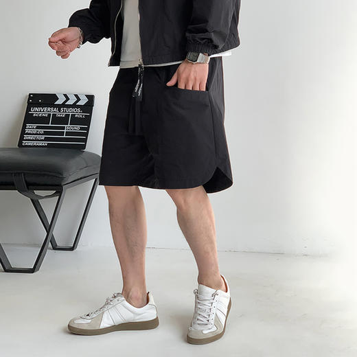 徐太浪120g轻薄透气防晒时尚套装男夏季速干户外防晒服短裤两件套 商品图2