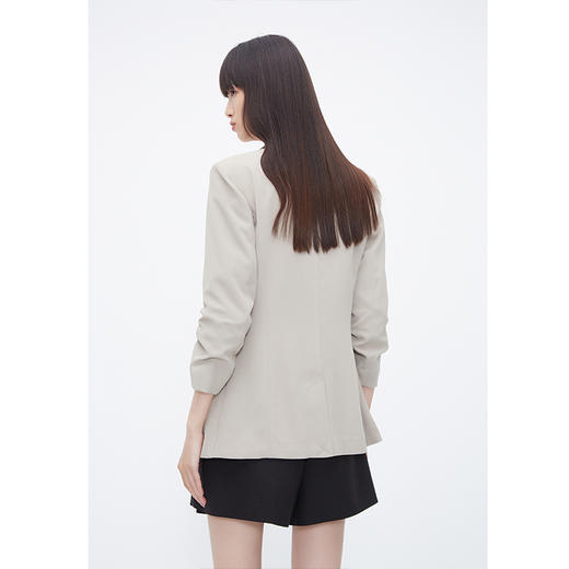 NEELLY纳俪商场同款夏季新款休闲百搭西装外套女简约通勤气质上衣N25044W04553 商品图3