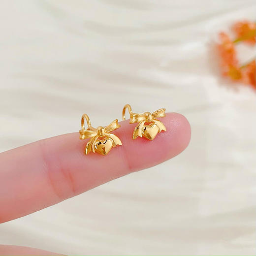 【限时克减150元】足金999.9 #怦然心动 【精品】镂空爱心蝴蝶结耳饰耳钉(AWWES00274)（预售产品下单后不退款不退货不换货不补差价（预售产品下单后不退款不退货不换货不补差价 商品图2