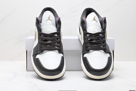 耐克乔丹Air Jordan 1 Low低帮休闲运动板鞋553558-163男女鞋 商品图6