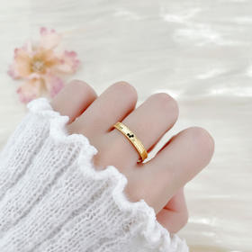 【限时克减150元】足金999.9 #CNC 【精品】空心CNC镜面金鱼鳞固口圈戒（面宽约2.8-3.2mm）(AIJZ00152)（预售产品下单后不退款不退货不换货不补差价