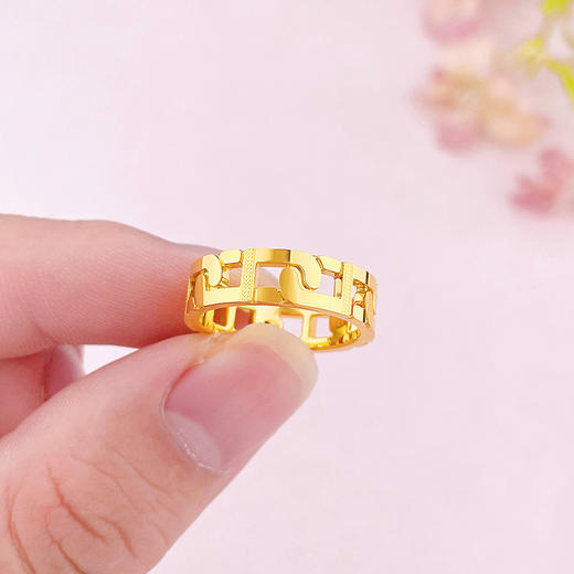 【限时克减150元】足金 无氰5D硬金固口戒指镂空几何环连环圈戒回纹戒指(AU5DJZ00036)预售产品下单后不退款不退货不换货不补差价 商品图2