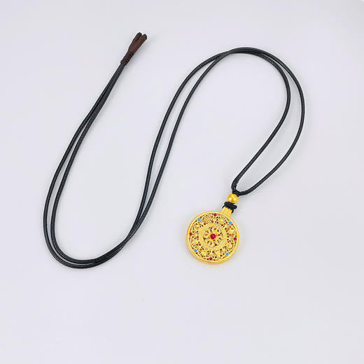 【限时克减150元】足金999 #八宝罗盘 #低温珐琅 古法镂空圆盘挂绳吊坠十字金刚杵八宝罗盘吊坠（黑绳为进口配绳，含珠子）(AUQGFDZ00063-2) 商品图3