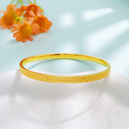 【限时克减150元】足金999.9 【精品】实心镜面金固口手镯满天星钉珠仿钻四方手镯（面宽约3.7-4.1mm，厚约2mm)(BFWSZ00013) 商品图1