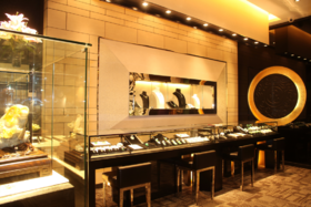 央视都不敢说的真相：你买的翡翠80%都是中间商暴利！