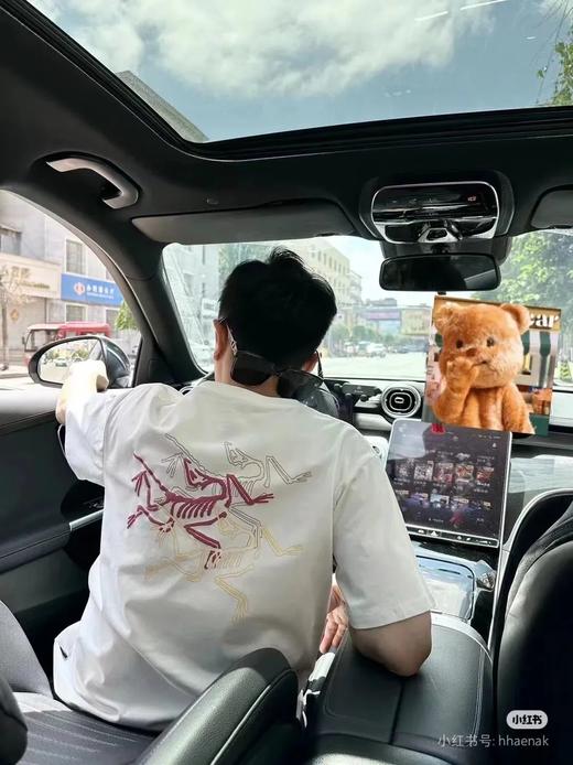 Ar·c枭家3D立体拉浆骨感压花3d浮雕纯棉情侣款短袖 商品图1