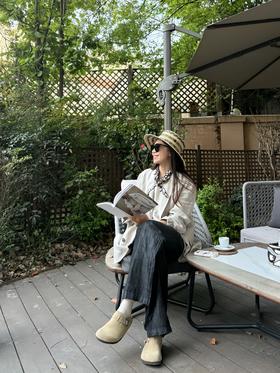 闪照第137期 翻动的不止书页