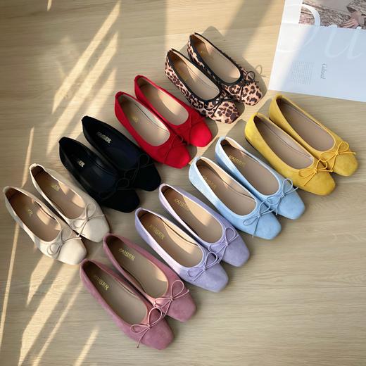 【时髦百搭，优雅自在】女春夏季新款 凯撒KAISER法式复古方头芭蕾鞋 | 绒面单鞋一脚蹬 商品图1