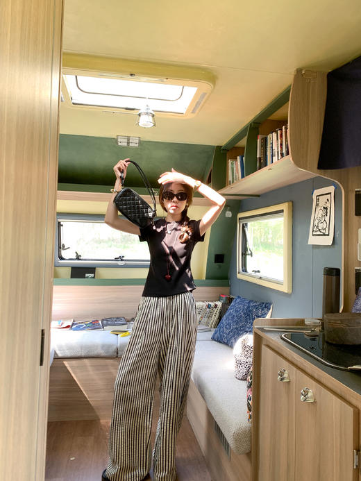 <曾小咸推荐>2色修身短袖T恤 日常89.99/件 立减40 秒杀49.99/件！！ 商品图9