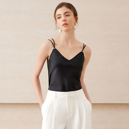 EITIE爱特爱百搭双肩带V领经典色吊带背心内搭上衣2025夏季新款B2513612 商品图7