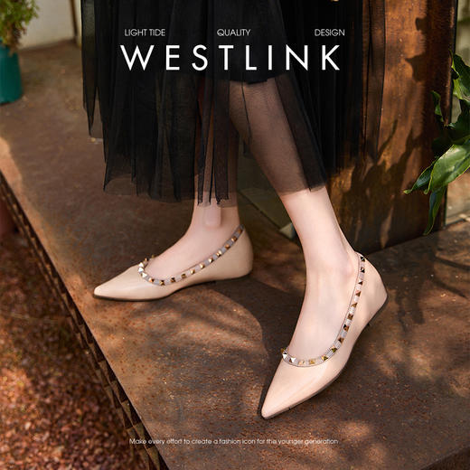 【限时秒杀】西遇尖头单鞋女新款法式漆皮铆钉内增高女鞋黑色浅口瓢鞋V0256272 商品图1