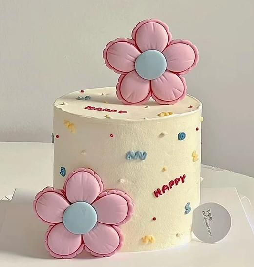 【臻品系列】-加高胚三层夹心-【立体可爱小花】送女孩、女友生日蛋糕 商品图0