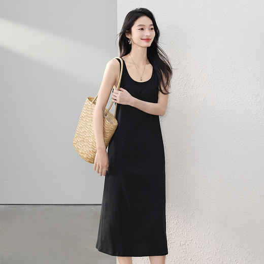 【专属特价】熙世界黑色背心连衣裙女春夏2025新款收腰打底无袖U领吊带长裙子 商品图2