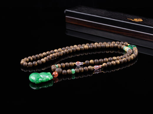 XY0259沉香+飘绿翡翠立体葫芦挂件 商品图5