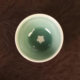 杨盛侃 莲瓣 梅子青 梅花杯 盈盈润润