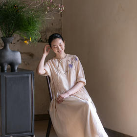 牧衣游原创 丝棉刺绣炒色连衣裙 限量福利款 青影蝶不支持会员折