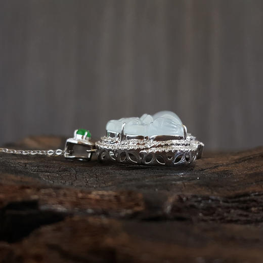 【天然正品】AU750收藏级白金豪镶钻镶天然细腻冰种佛公翡翠吊坠项链女士现售价15800！220325AH31 商品图8