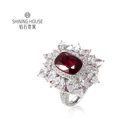 【红宝石戒指】钻石世家 18K金红宝石镶钻戒指   高级设计珠宝系列  让人一见倾心的红宝石 演绎女性的高贵柔情 也寓意着浪漫炙热的美好感情