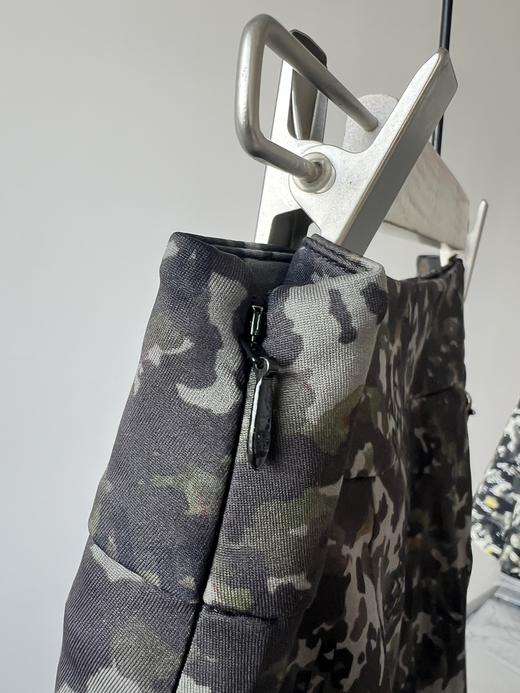 PG原单碎花半裙，韩国🇰🇷客供面料，舒服透气性极好，弹力超好，数码印花工艺，花纹特别上档次，里面加了防走光短裤，运动或者日常穿都很方便，上面搭纯色或者花纹都好看！数量不多！ 商品图8