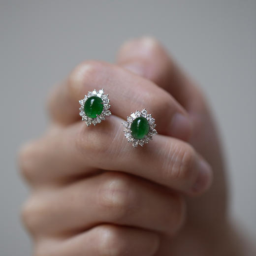 ”润”系列「玉润冰清」18K白绿翡翠耳钉 商品图1