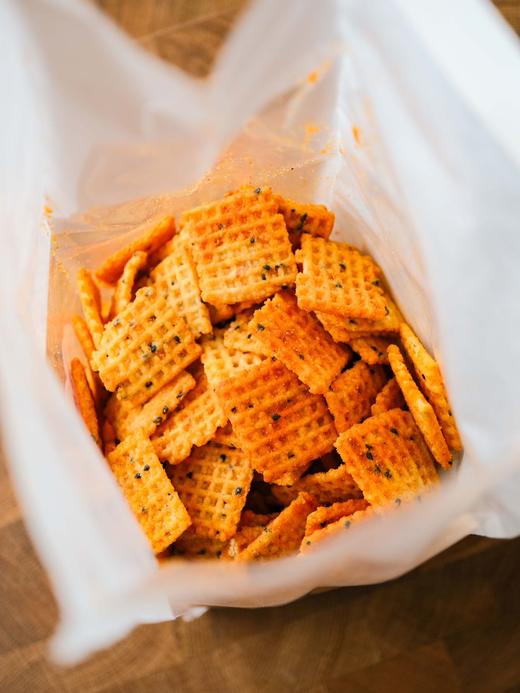 【秒杀】桑坡手工锅巴500g/袋*2（原味锅巴1袋+香辣锅巴1袋） 商品图2