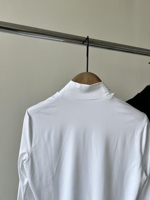 PI NG半高领高尔夫🏌‍♀打底衫，纯原单货，韩国🇰🇷客供面料，四面弹，舒服透气性好，运动健身或者日常穿都超舒服，经典的半高领设计，百搭！ 商品图7