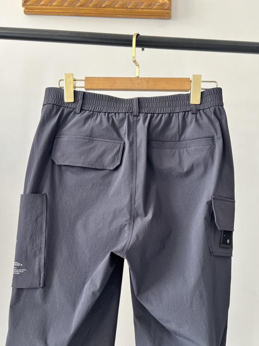 黑色L和2XL，25新款AMAZ原单裤子，纯纯的原单货，绝非某宝货，没有可比性！韩国客供面料，有弹力，超级舒服，挺括有质感，裤子上身版型超好，质感无敌，兜布立体印花工艺，工艺复杂，帅气百搭，难得好货！ 商品图6