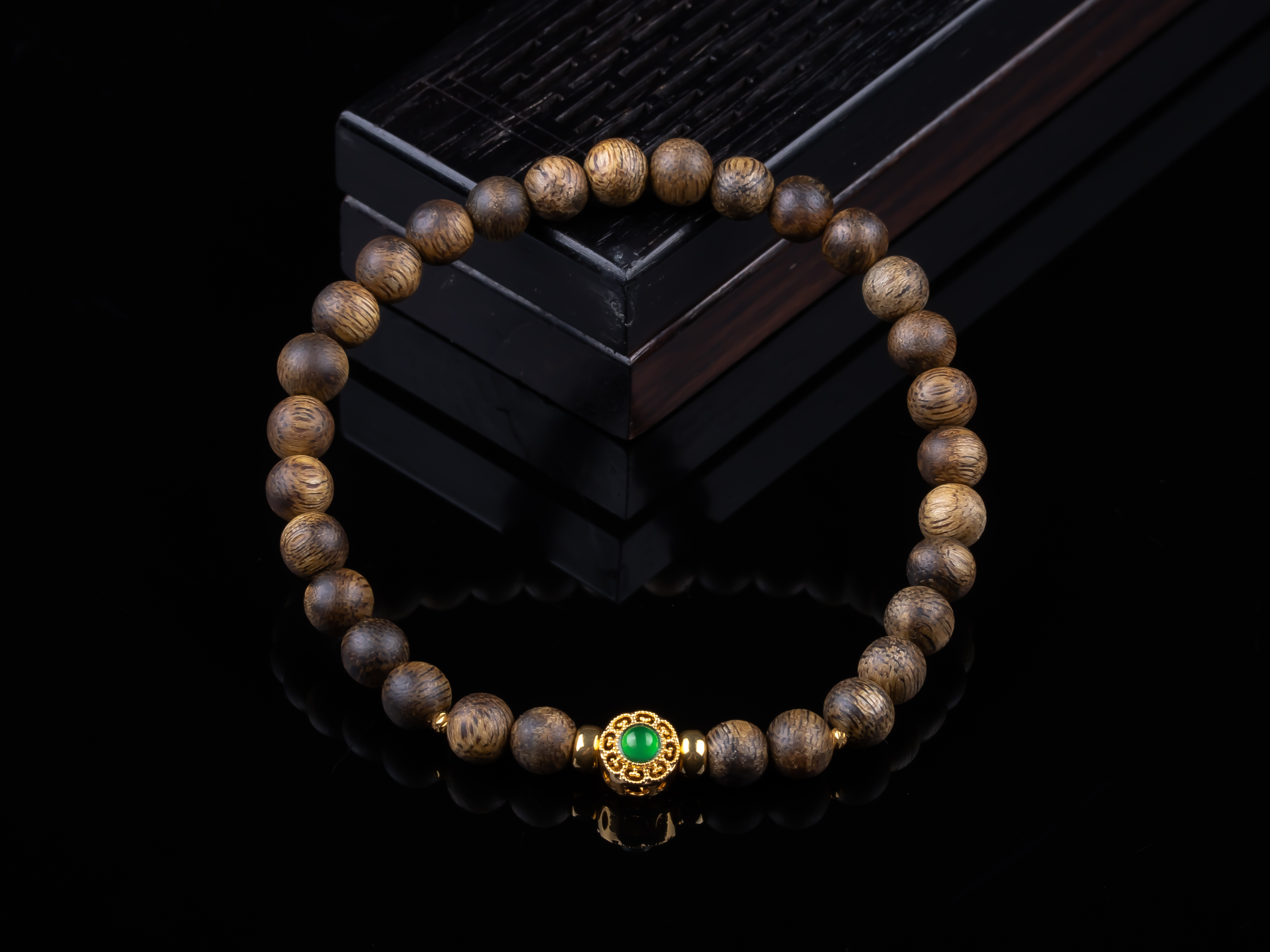 XY0182沉香+翡翠18K金单圈手串