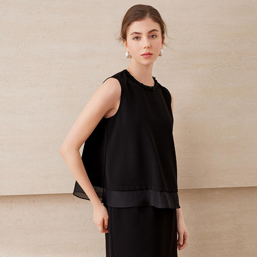 EITIE爱特爱优雅气质领口珠片宽松廓形无袖小上衣2025夏季新款B2513616 商品图2