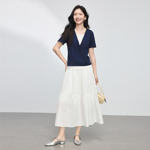 【专属特价】熙世界设计感拉链撞色V领假两件T恤短袖休闲体恤上衣女2025夏新款 商品图4