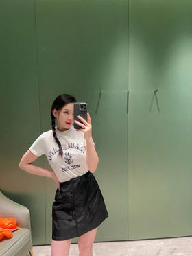 Prada普拉达25早春短裙（TM）