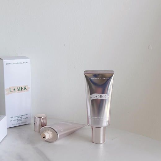 【海蓝之谜鎏金修颜乳】伪素颜必备神器兴养肤+防晒+隔离+妆前乳!一瓶抵多瓶 添加了灵魂成分神奇活性精萃，上妆即养肤 商品图3