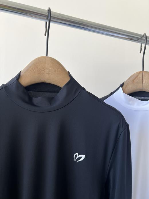 25新款，兔耳朵原单打底，半高领设计，胸前LOGO印花，拼接设计，袖子LOGO印花，百搭款！数量不多！ 商品图3