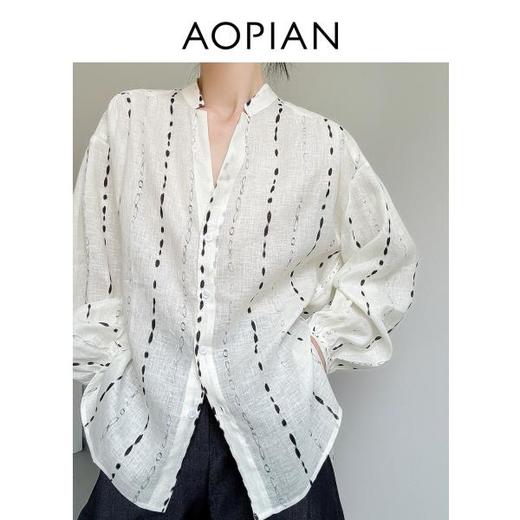 奥篇进口亚麻 清爽印花宽松V领衬衫 商品图0
