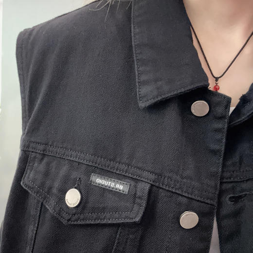 MZ双口袋牛仔马甲（黑白）夏季951010520321 商品图3