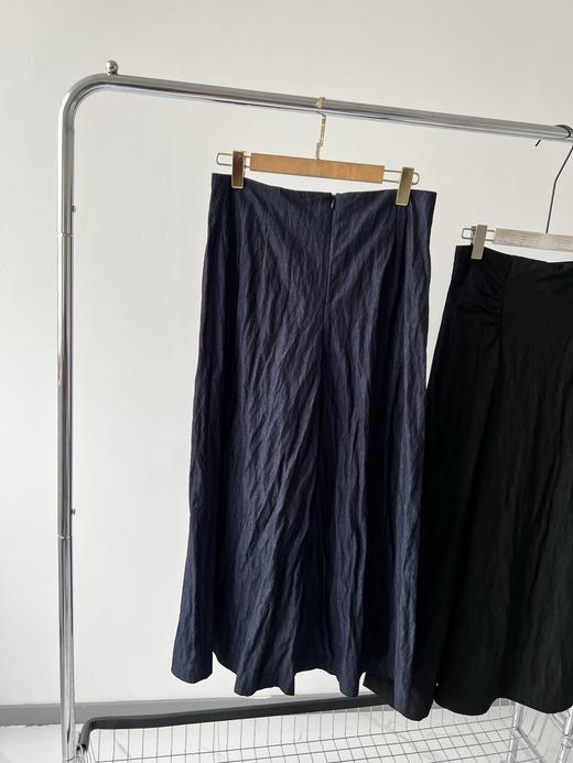 原单裤子，超级有设计感，有调性的一款裤子，韩国🇰🇷客供面料，有点微皱感，大阔腿裤，显瘦遮肉！ 商品图6